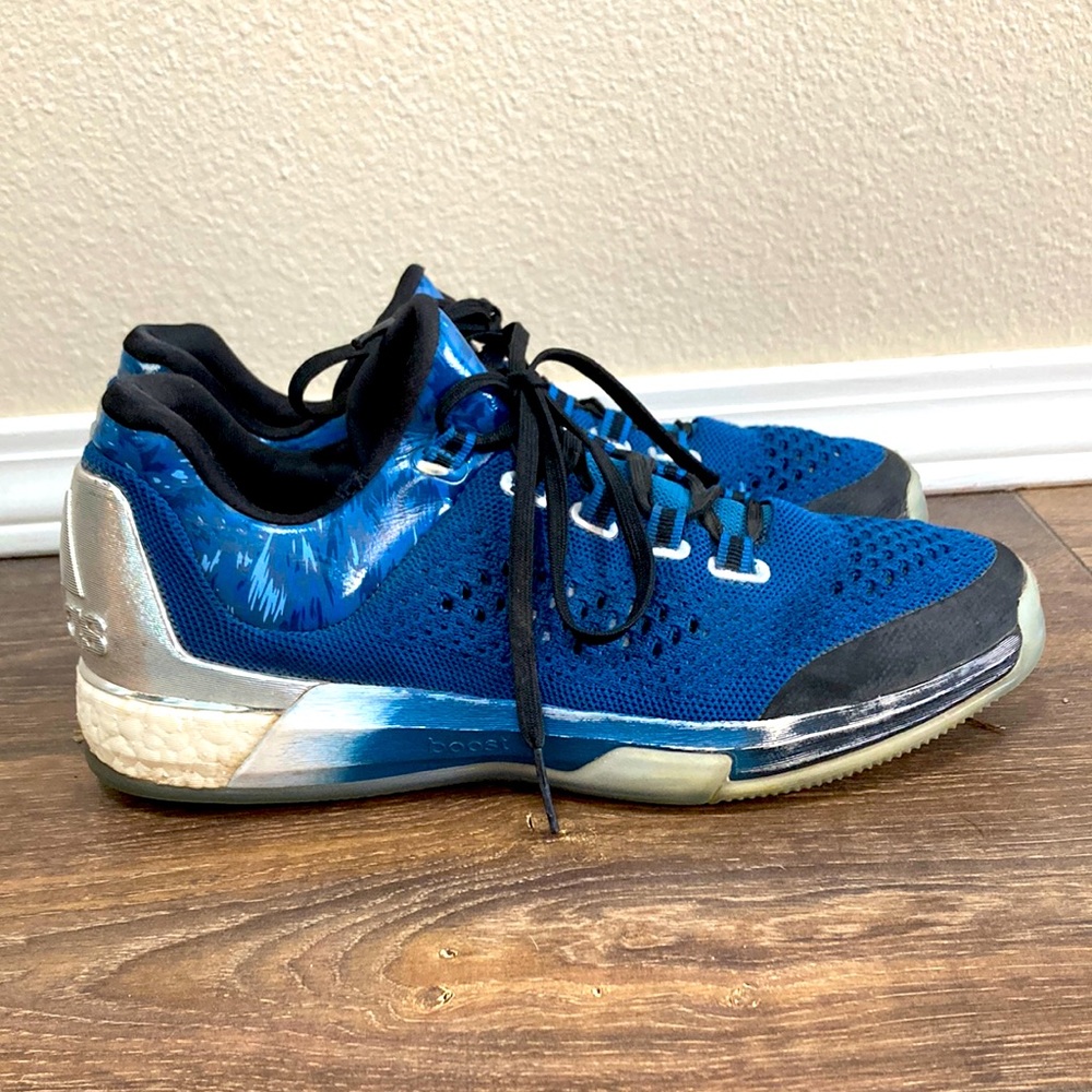 supportive basketball shoes